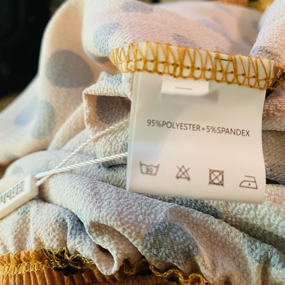 Hibluco Polka Dot Top - Picture 7 of 7